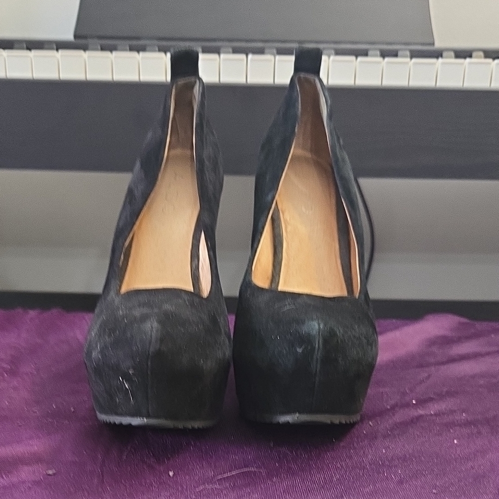 Aldo Black Heels Classic Platform Pumps